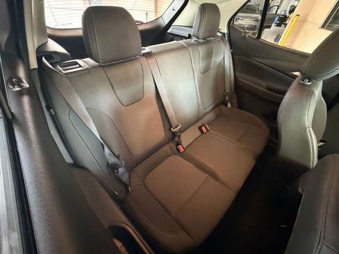 Used 2025 Buick Encore GX Preferred FWD image 33
