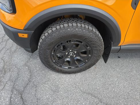 Certified 2026 Ford Bronco Sport Badlands w/ Sasquatch Badlands Package AWD/4WD image 11