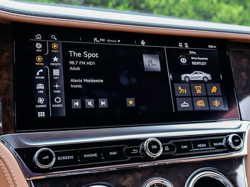 Used 2021 Bentley Continental GT AWD/4WD image 34