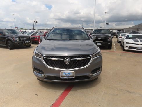 Used 2021 Buick Enclave Avenir w/ Avenir Technology Package FWD image 5