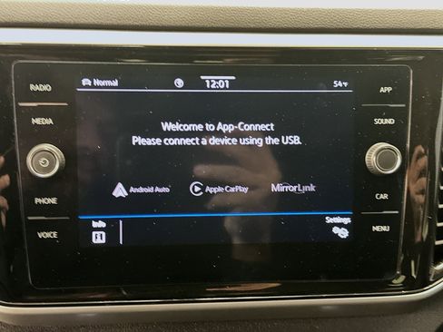 Used 2023 Volkswagen Atlas Cross Sport SE w/ Black Wheel Package AWD/4WD image 22