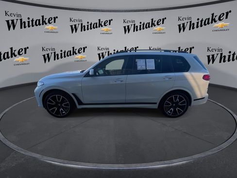 Used 2022 BMW X7 xDrive40i w/ M Sport Package AWD/4WD image 5