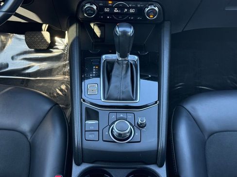 Used 2018 MAZDA CX-5 Touring w/ Preferred Equipment Package image 15