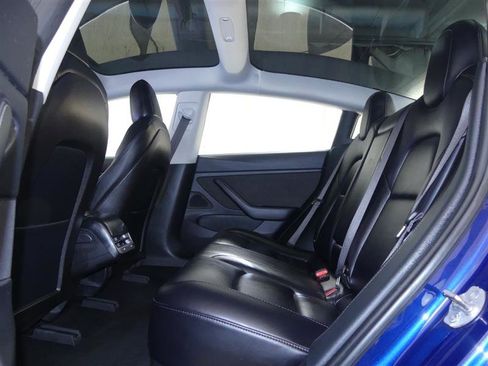 Used 2018 Tesla Model 3 Long Range image 20