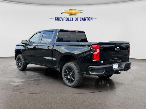 Used 2026 Chevrolet Silverado 1500 LT Trail Boss w/ LT Trail Boss Premium Package AWD/4WD image 7