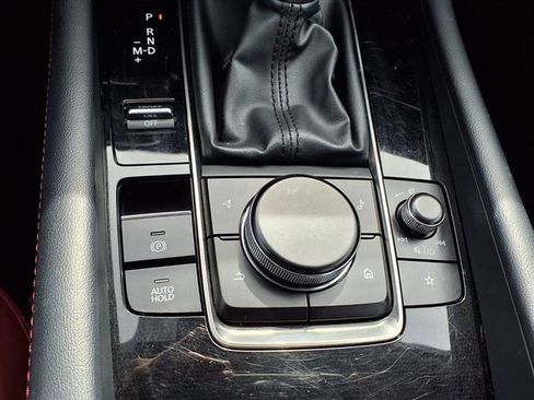 Used 2023 MAZDA MAZDA3 s image 13