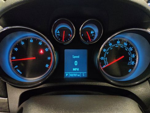 Used 2015 Buick Encore Convenience FWD image 23
