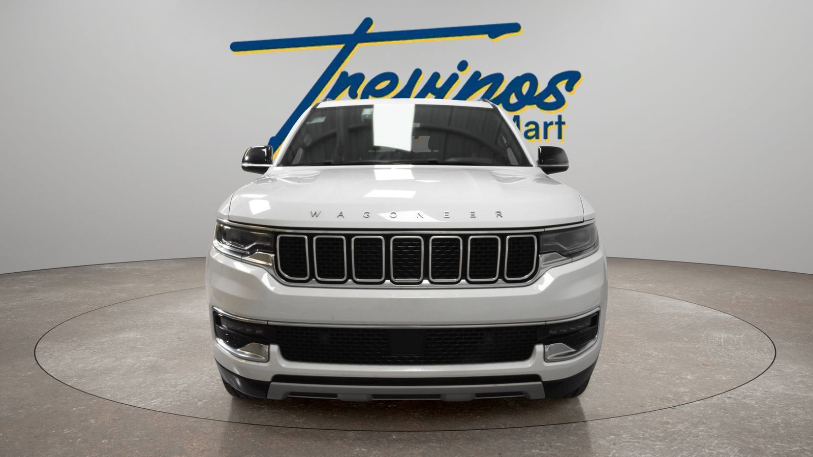 Used 2024 Jeep Wagoneer Series II w/ Flexible Seating Group RWD image 4