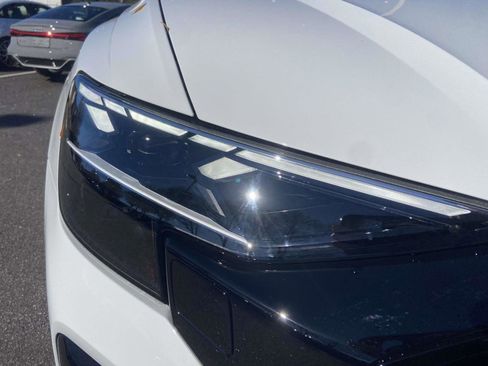 New 2026 Audi Q8 Prestige image 4