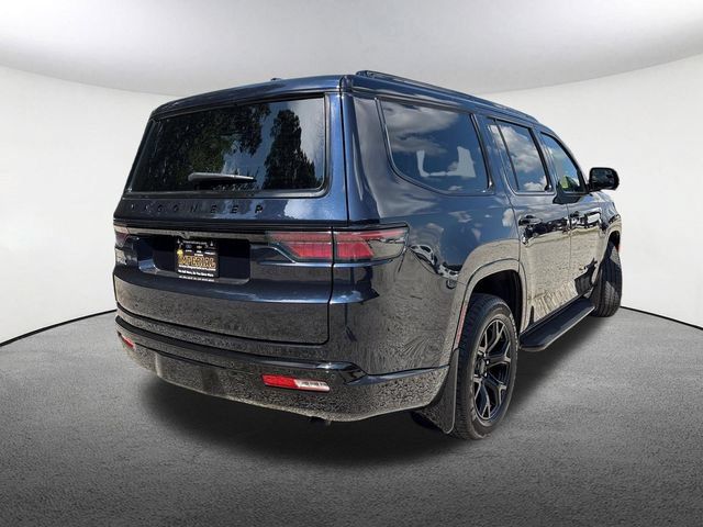 Used 2025 Jeep Wagoneer Series II AWD/4WD image 14