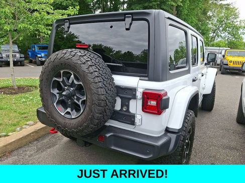 Used 2023 Jeep Wrangler Unlimited Rubicon w/ LED Lighting Group AWD/4WD image 4