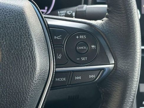 Used 2022 Toyota Avalon XLE image 24