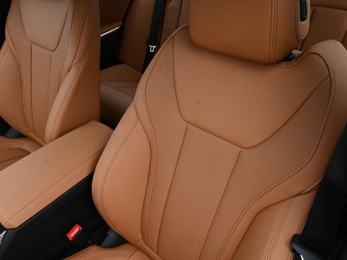 New 2026 BMW M340i Sedan w/ Premium Package image 9