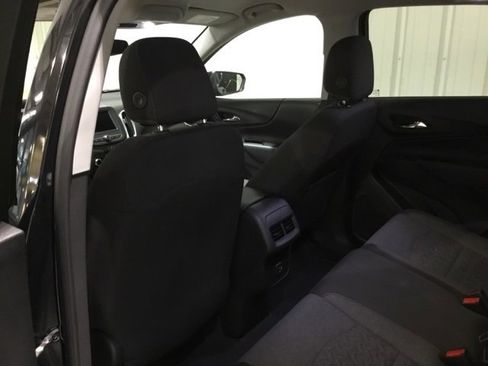 Used 2024 Chevrolet Equinox LT image 39