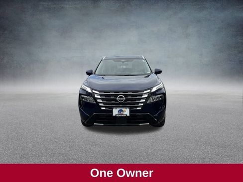 Used 2025 Nissan Rogue Platinum w/ Tech Package image 10