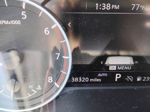 Used 2025 Nissan Rogue SV AWD/4WD image 19