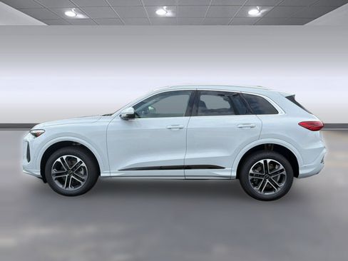 New 2026 Audi Q5 Premium AWD/4WD image 2