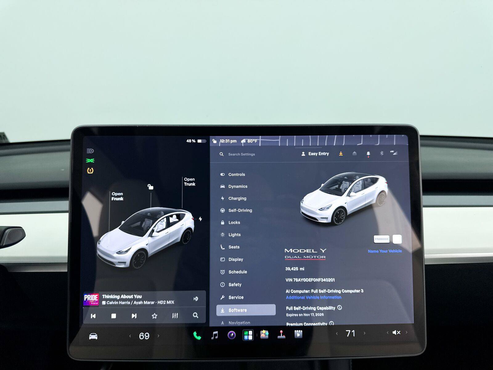 Used 2022 Tesla Model Y Performance AWD/4WD image 31