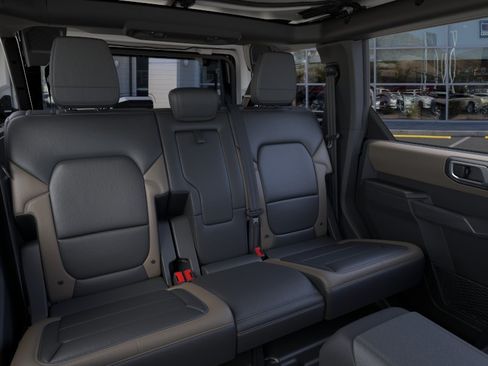 New 2026 Ford Bronco Big Bend w/ Black Diamond Package AWD/4WD image 12