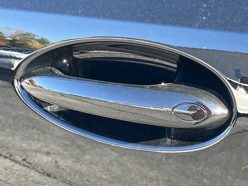 New 2026 BMW 330i Sedan w/ Convenience Package image 31