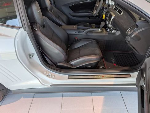 Used 2015 Chevrolet Camaro ZL1 RWD image 23