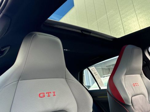 New 2026 Volkswagen GTI SE image 16