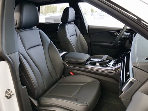 New 2026 Audi Q8 Premium Plus image 16