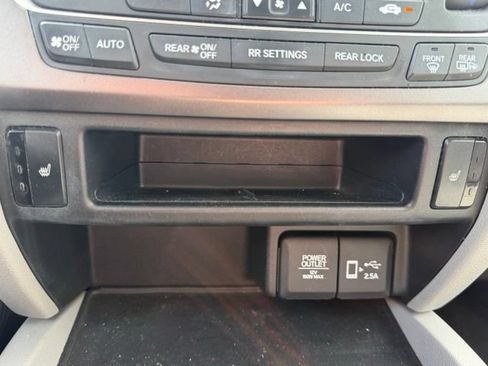 Used 2019 Honda Pilot EX-L image 11