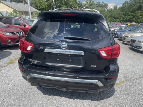 Used 2019 Nissan Pathfinder S AWD/4WD image 6