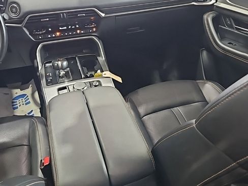 Used 2025 MAZDA CX-70 3.3 Turbo w/ Preferred Package image 23