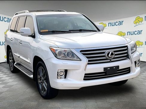 Used 2014 Lexus LX 570 4WD w/ Luxury Package image 1