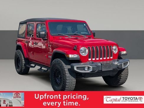 Used 2019 Jeep Wrangler Unlimited Sahara AWD/4WD image 2