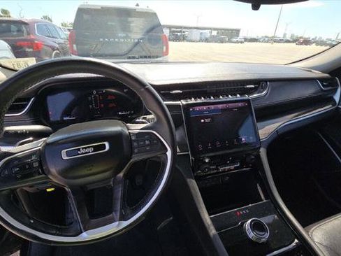 Used 2022 Jeep Grand Cherokee Limited RWD image 14