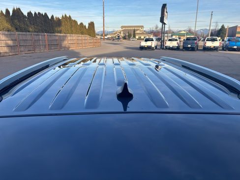 Used 2021 Ford Explorer Limited w/ Class III Trailer Tow Package image 11