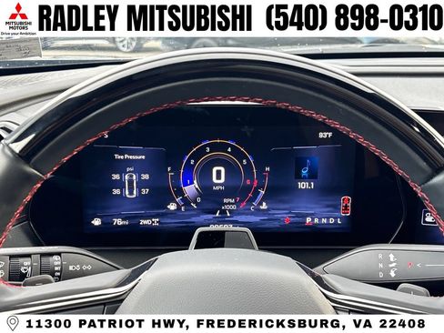 Used 2024 Chevrolet Traverse RS AWD/4WD image 7