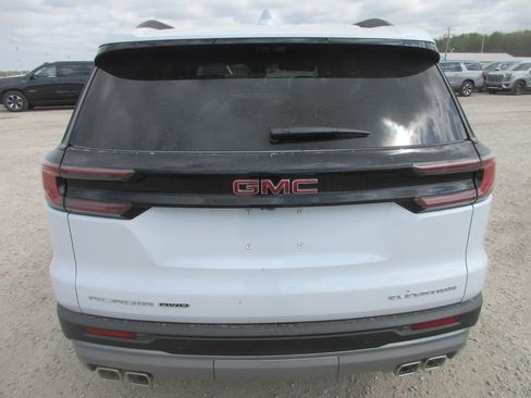 New 2026 GMC Acadia Elevation image 7