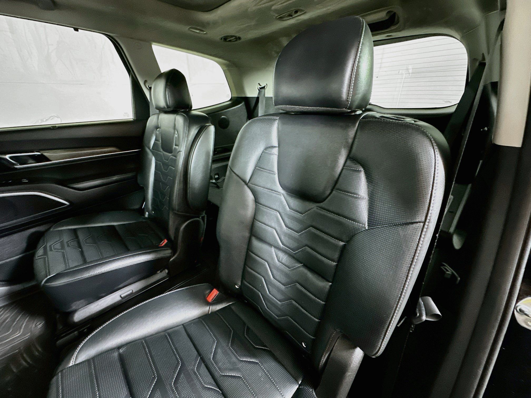 Certified 2022 Kia Telluride SX w/ SX Prestige Package AWD/4WD image 25