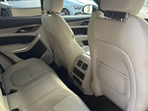 Used 2026 Jaguar F-PACE R-Dynamic S image 10