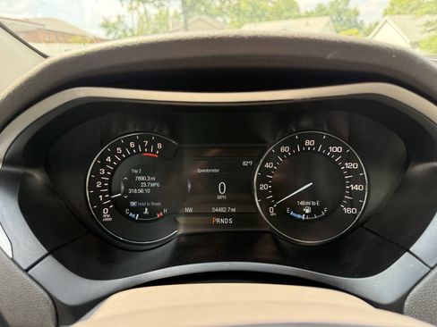 Used 2017 Lincoln MKZ Premiere FWD image 19