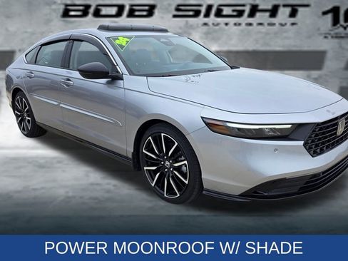 Used 2023 Honda Accord Touring image 9