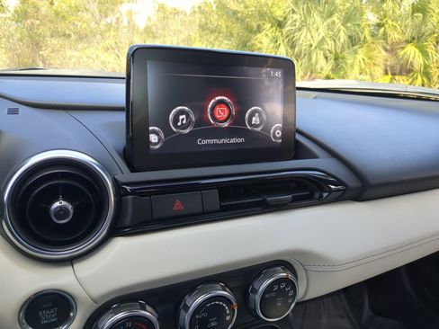 Used 2021 MAZDA MX-5 Miata RF Grand Touring image 20