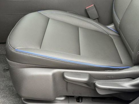 New 2026 Buick Envista Sport Touring image 18