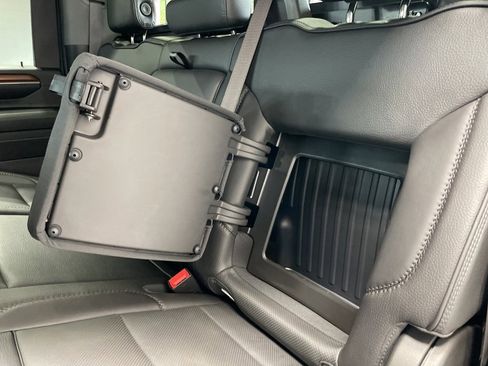 Used 2024 GMC Sierra 3500 Denali image 24