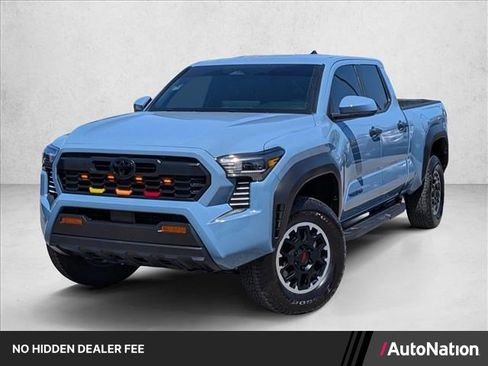 Used 2026 Toyota Tacoma TRD Off-Road AWD/4WD image 1