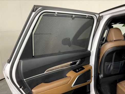 Used 2022 Kia Telluride SX w/ SX Prestige Package AWD/4WD image 40
