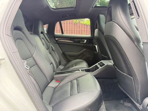 Used 2018 Porsche Panamera 4S w/ Premium Package AWD/4WD image 27