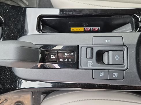 Used 2026 Toyota Prius XLE image 21