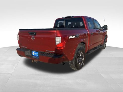Used 2018 Nissan Titan PRO-4X image 7