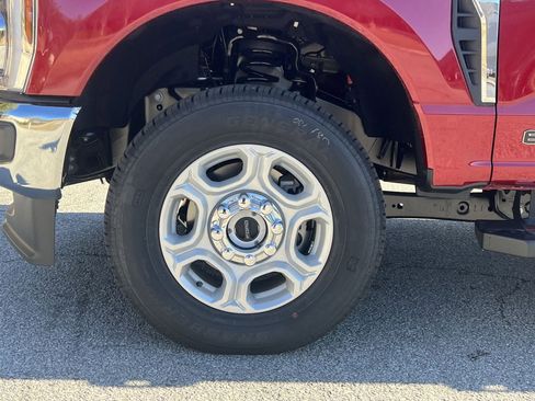 New 2026 Ford F250 XLT w/ XLT Premium Package image 29