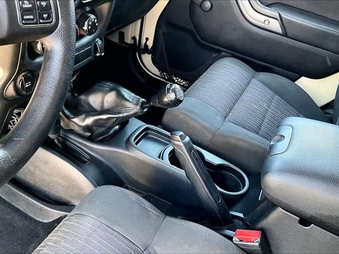 Used 2011 Jeep Wrangler Sport AWD/4WD image 14